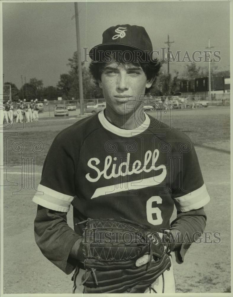 1980 Press Photo Slidell baseball player Chris Rivette poses on the field- Historic Images