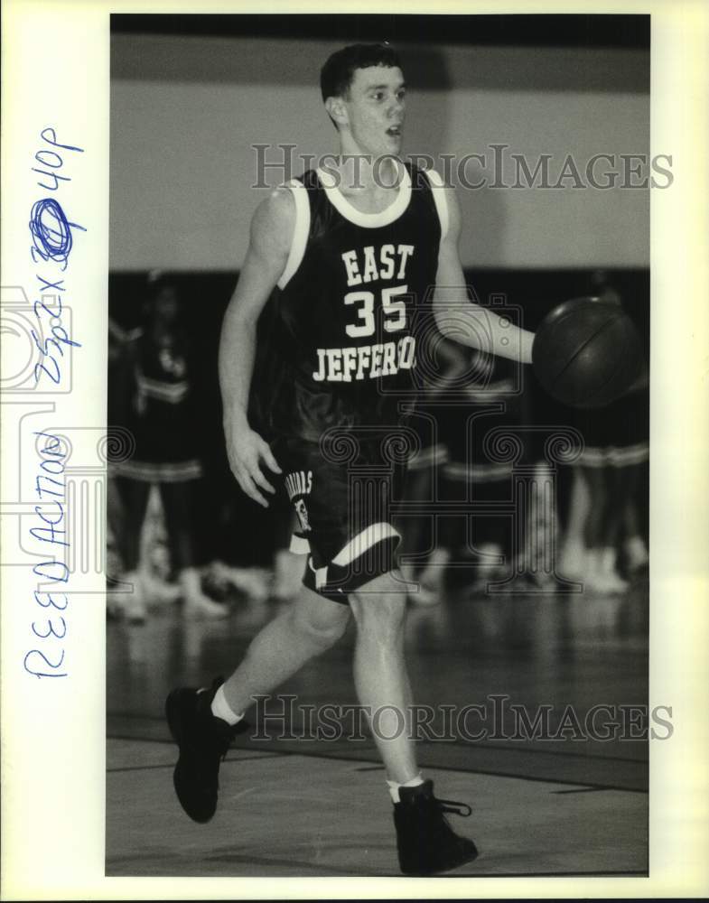 1994 Press Photo East Jefferson basketball player Neil Reed dribbles the ball- Historic Images