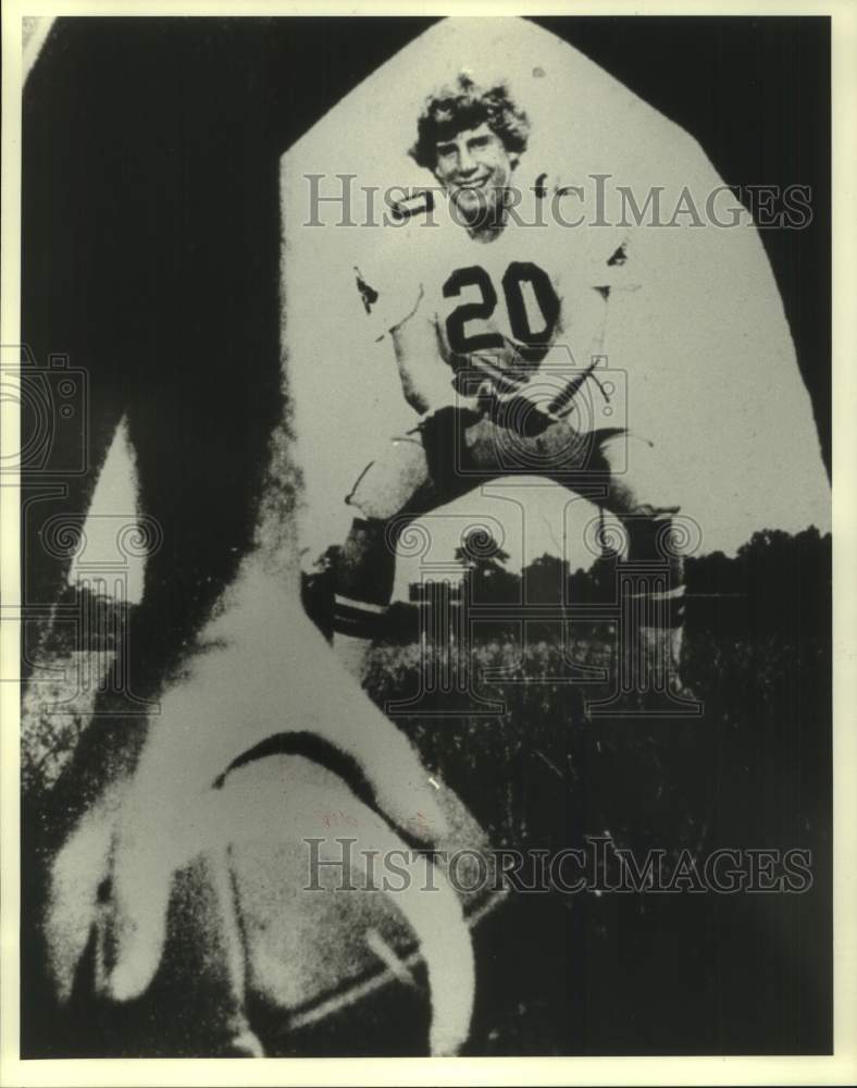 1989 Press Photo Football player Alan Risher - nos29337- Historic Images