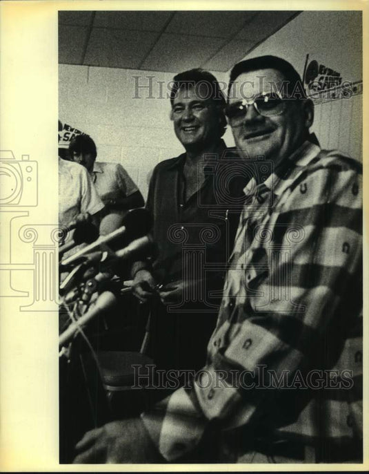 1981 Press Photo New Orleans Saints football owner John Mecum & Bum Phillips- Historic Images