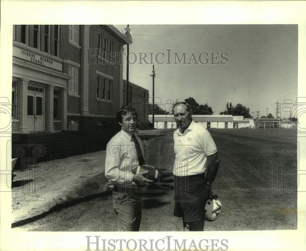 1985 Press Photo Football - Newman Tony Reginelli with Claude Masson- Historic Images