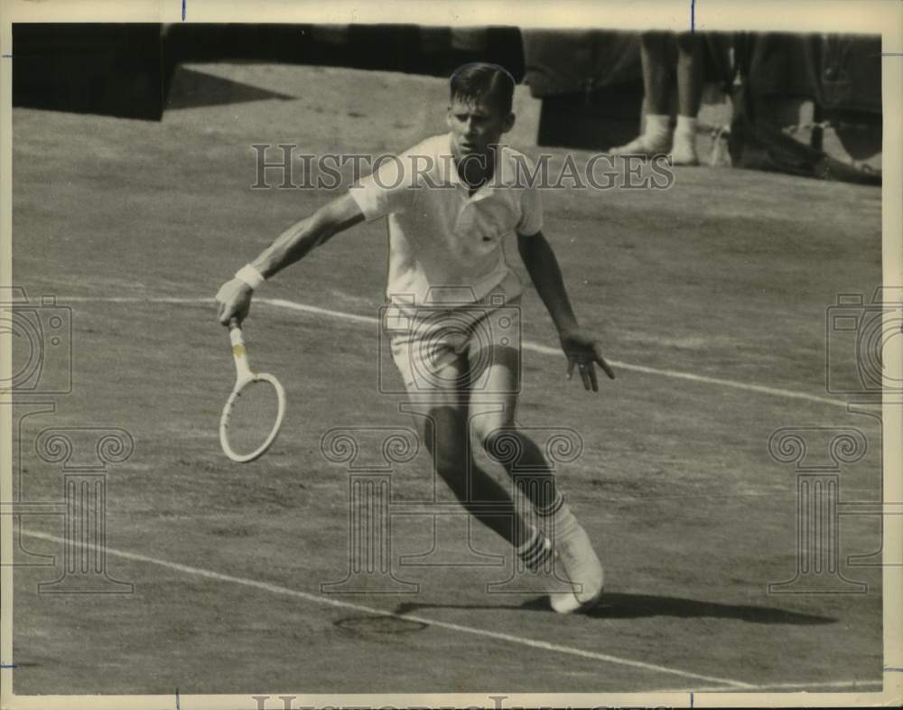 1965 Press Photo Tennis player Dennis Ralston - nos29929- Historic Images