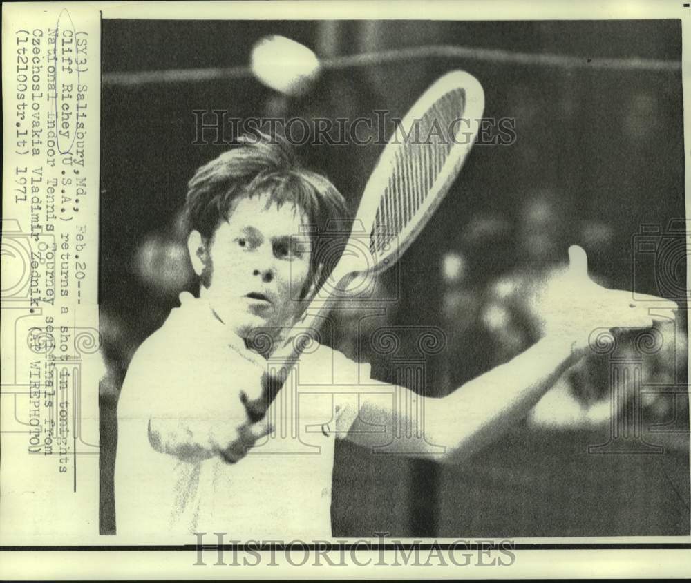 1971 Press Photo Tennis player Cliff Richey plays the U.S. Indoors in Maryland- Historic Images