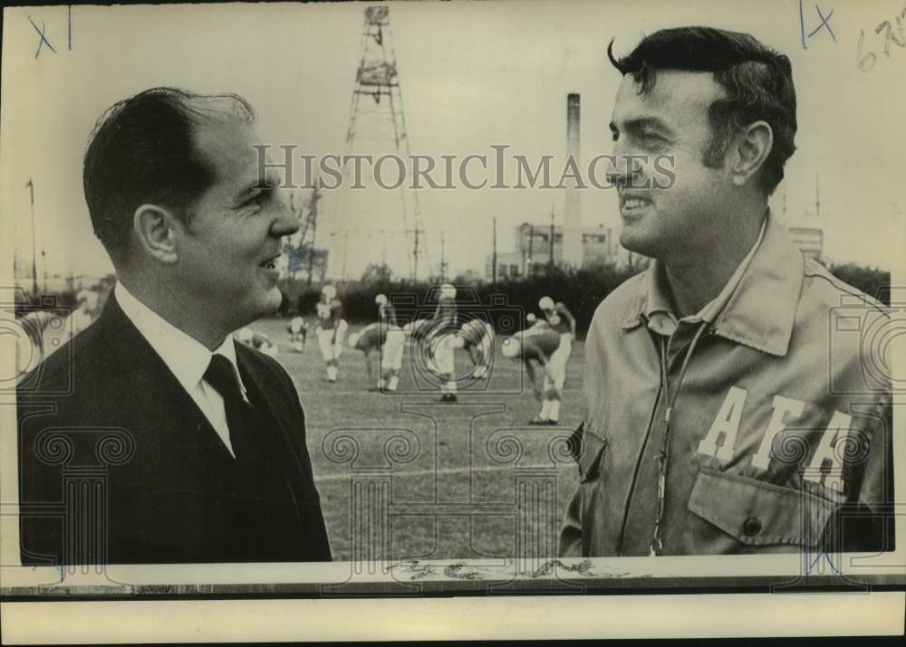 Press Photo New Orleans Saints football coach J.D. Roberts and Ben Martin- Historic Images