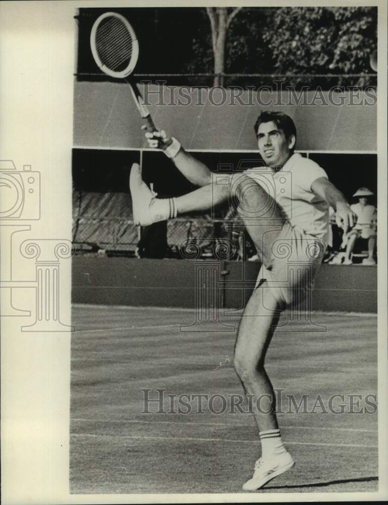 Press Photo Spanish tennis player Manuel Santana - nos30311- Historic Images