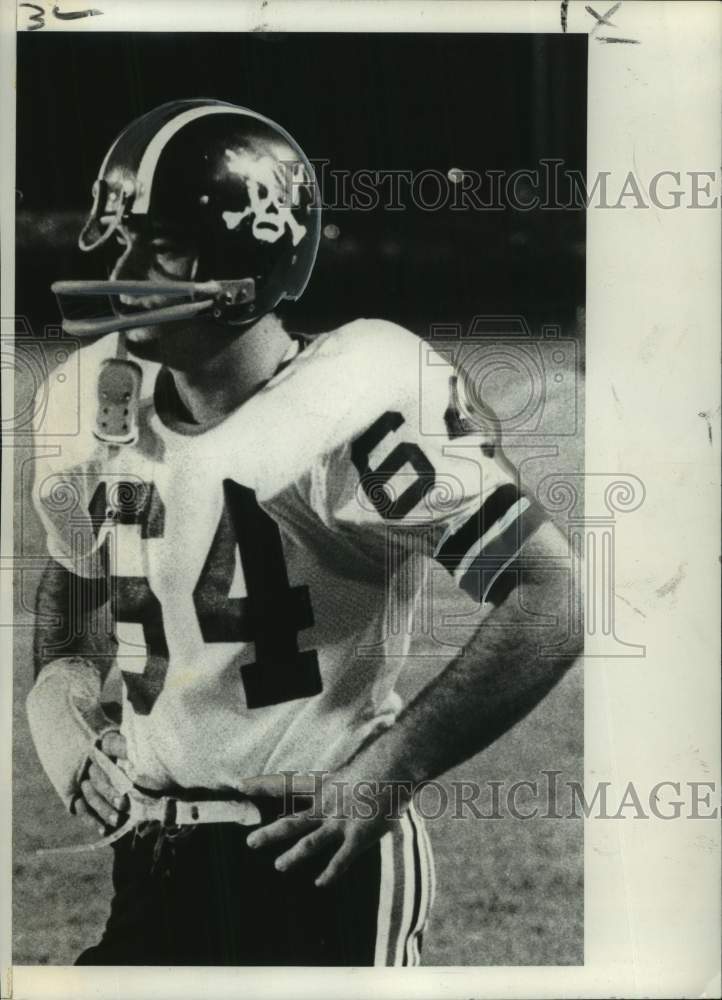 1970 Press Photo Football tackle Manuel Rotolo #64 stands with hands on hips- Historic Images