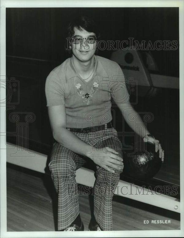 Press Photo Bowler Ed Ressler - nos30654 - Historic Images