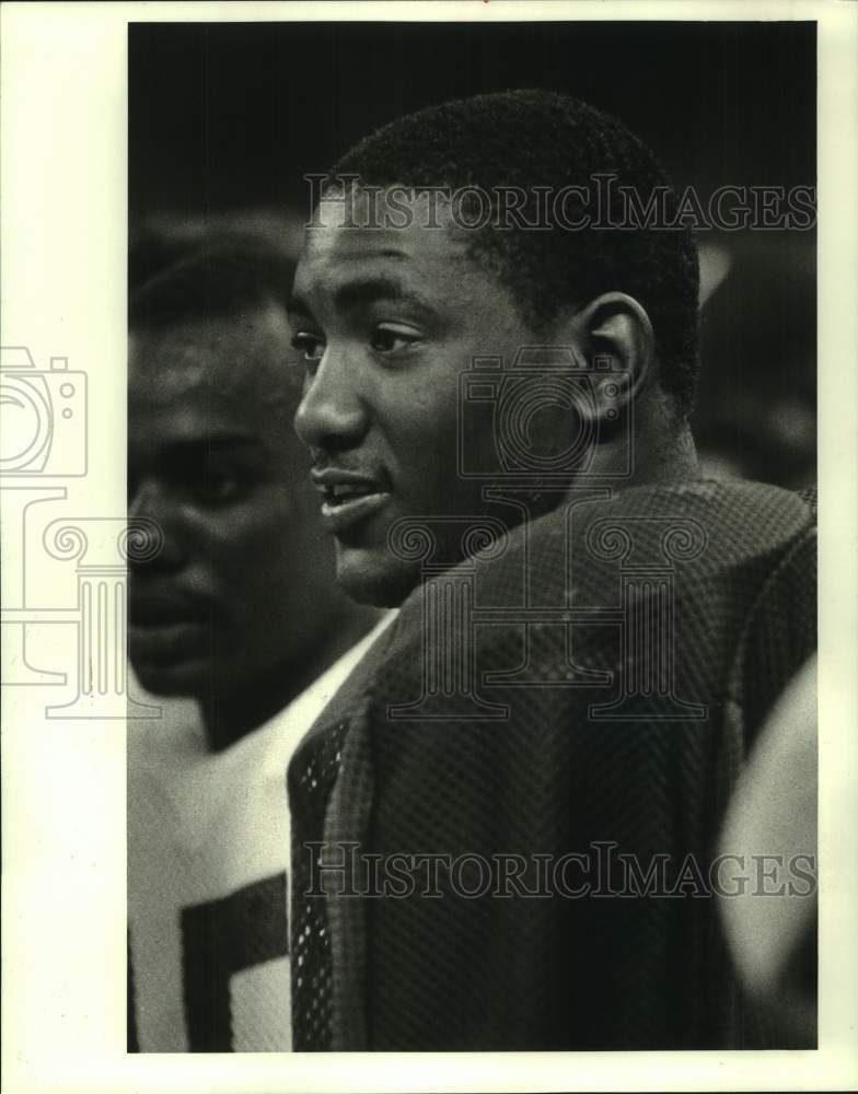 1985 Press Photo Football - Larry Route at Scrimmage - nos30687- Historic Images