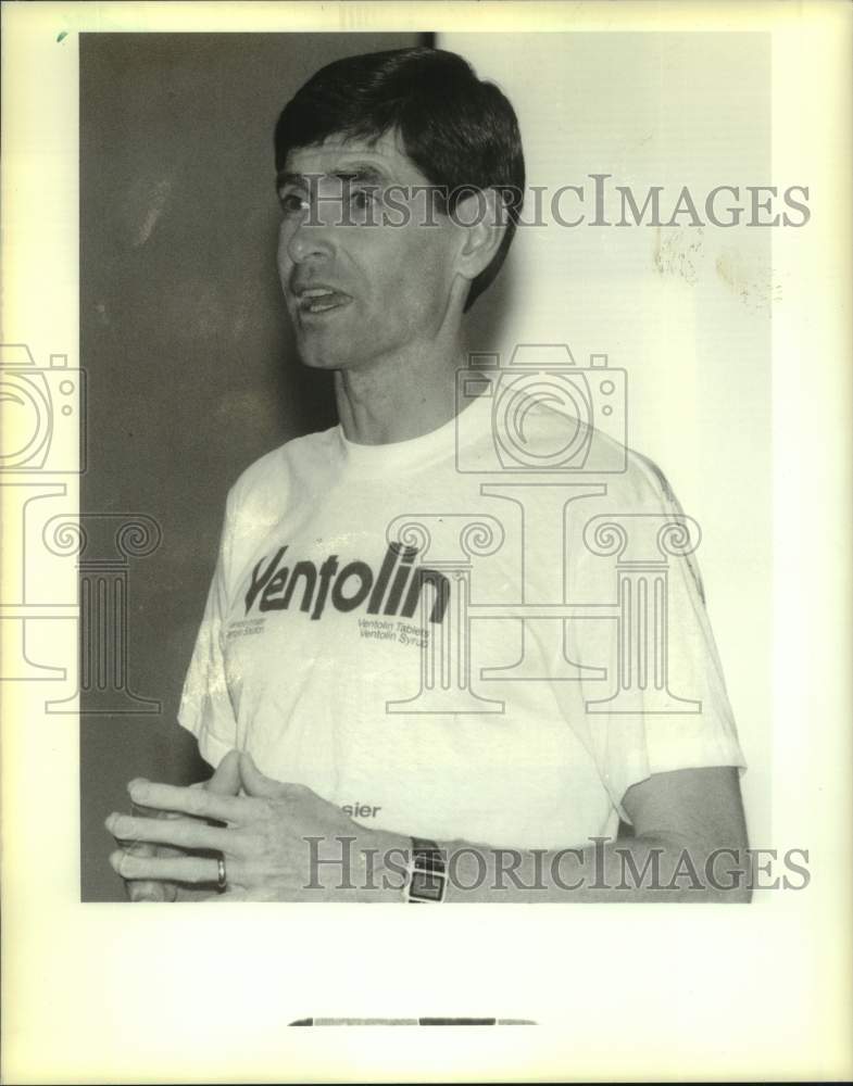 1989 Press Photo Track star Jim Ryun - nos30716- Historic Images