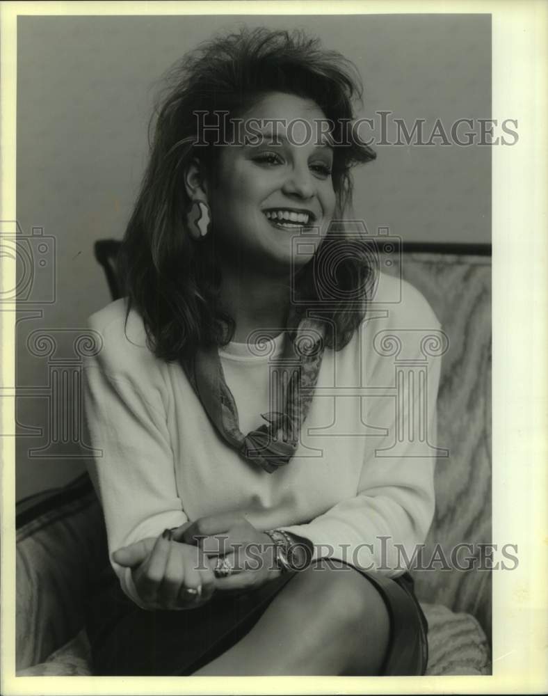 1989 Press Photo Olympic gymnastics star Mary Lou Retton - nos30991- Historic Images