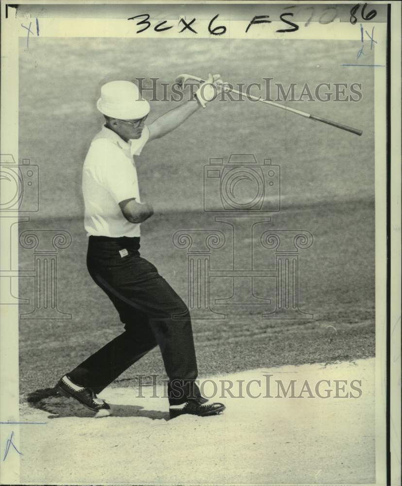 1970 Press Photo Golfer Chi Chi Rodriguez plays the Masters in Augusta, Georgia- Historic Images