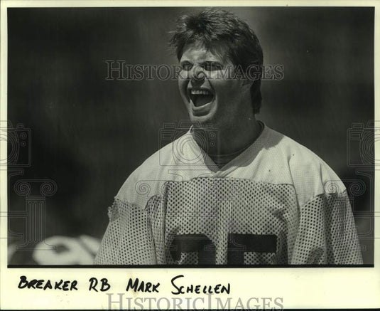 1984 Press Photo New Orleans Breakers football player Mark Schellen smiles- Historic Images