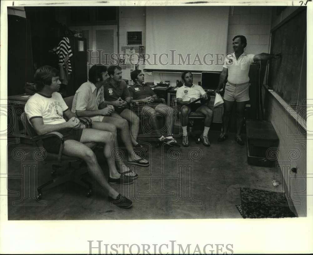 1980 Press Photo Rummel High football coach Easten Roth and staff - nos31577- Historic Images