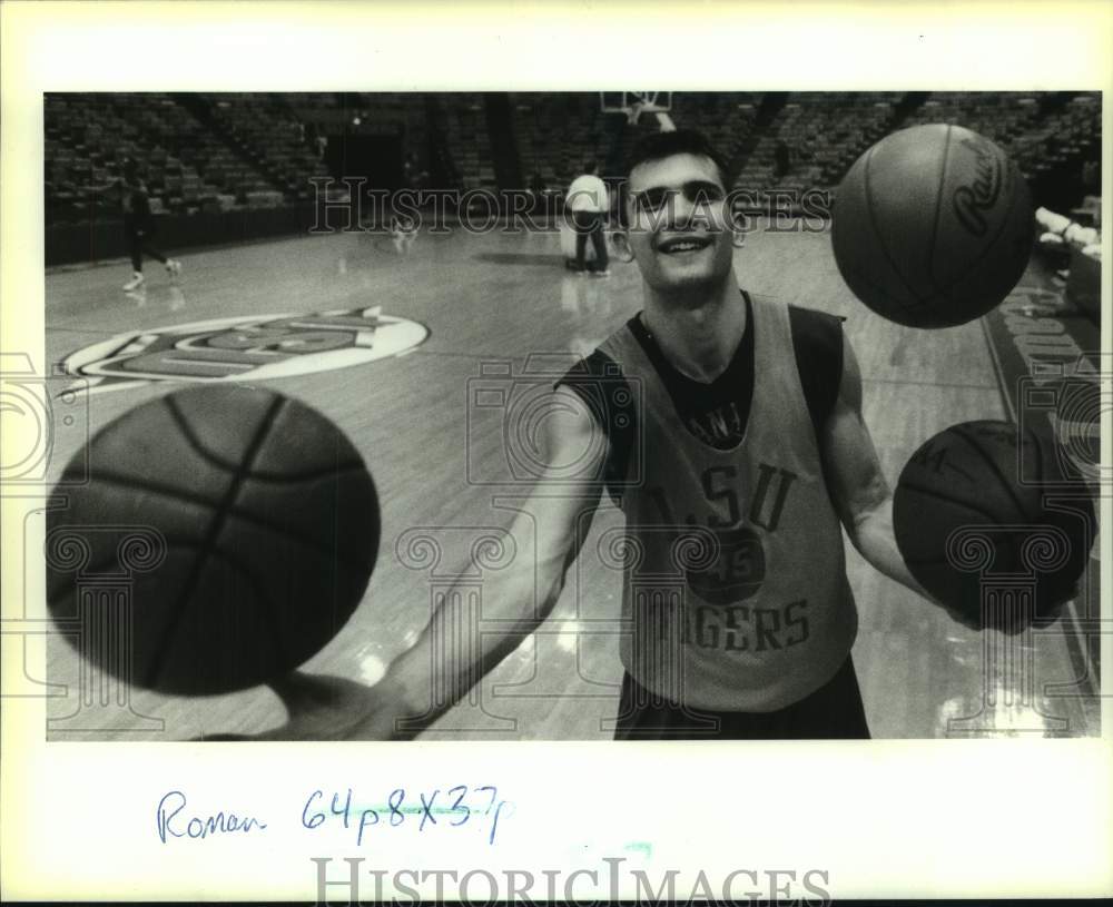 1994 Press Photo LSU college basketball player Roman Roubtchenko - nos31656- Historic Images