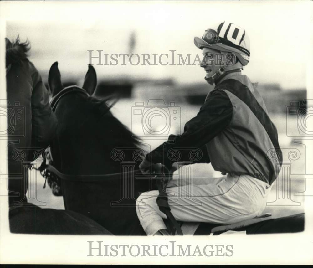 1973 Press Photo Fairgrounds Jockey Keith Wirth - nos32433- Historic Images