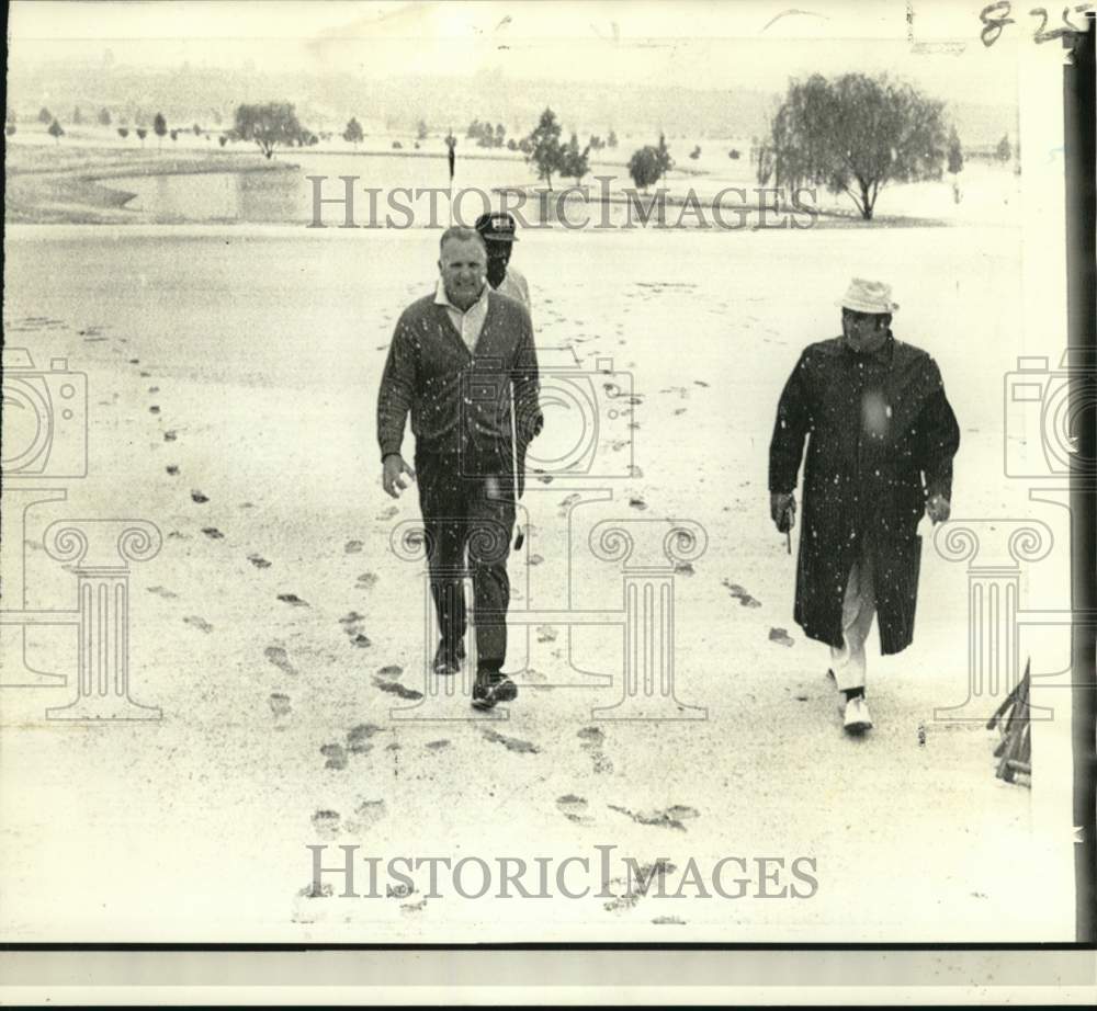 1971 Press Photo Tucson National Golf Course Snowed Over During PGA Tournament- Historic Images