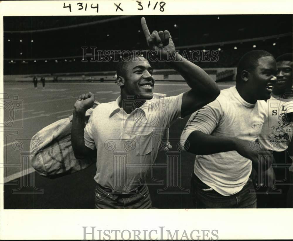 1983 Press Photo Football Player Robert Wesby - nos32505- Historic Images