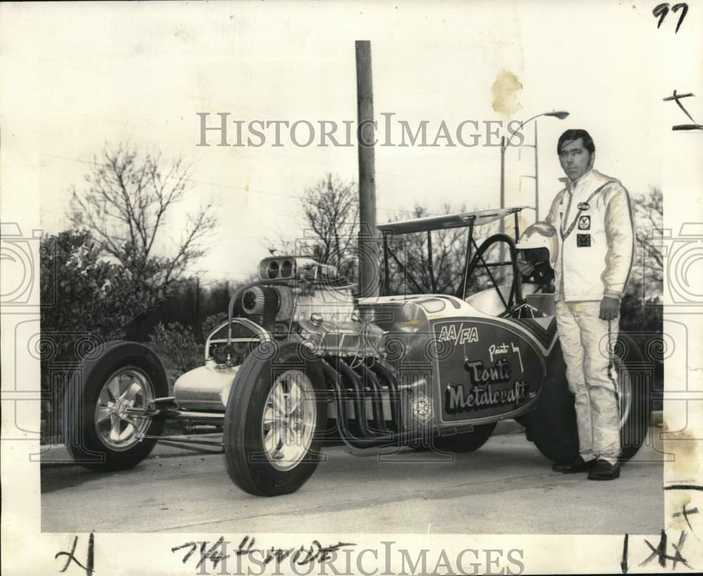 1971 Press Photo Norman Wilt with Flying Squirrel Racing Car - nos32525- Historic Images