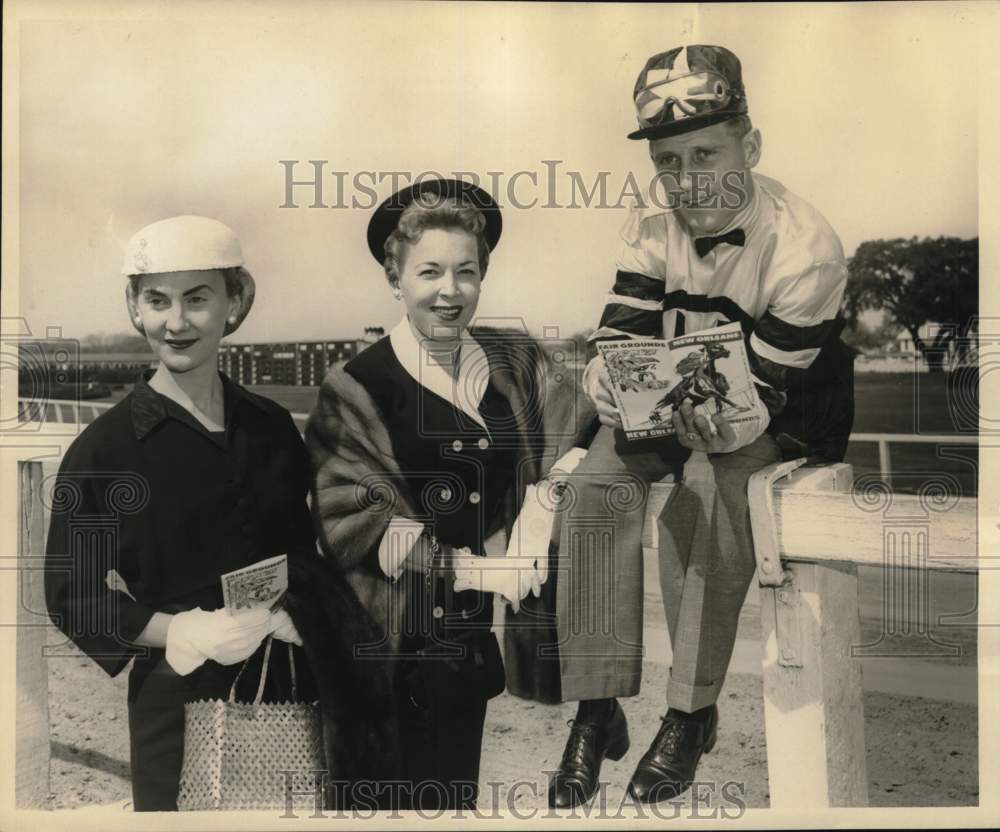 1956 Press Photo Mrs. Merrell Trimble, Roger Wilson and Friend - nos32544- Historic Images