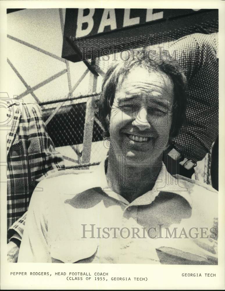 1975 Press Photo Head Football Pepper Rodgers, Georgia Tech - nos33482- Historic Images