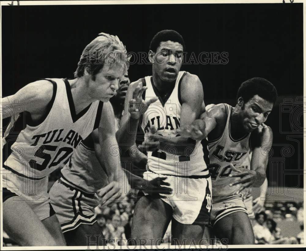 Press Photo Tulane vs. LSU Basketball Game - nos33950- Historic Images