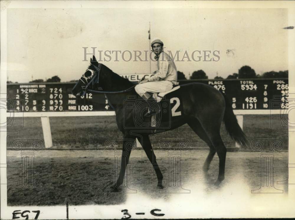 1972 Press Photo 1st Racehorse Young Ticket with Joe Alleman - nos34031- Historic Images