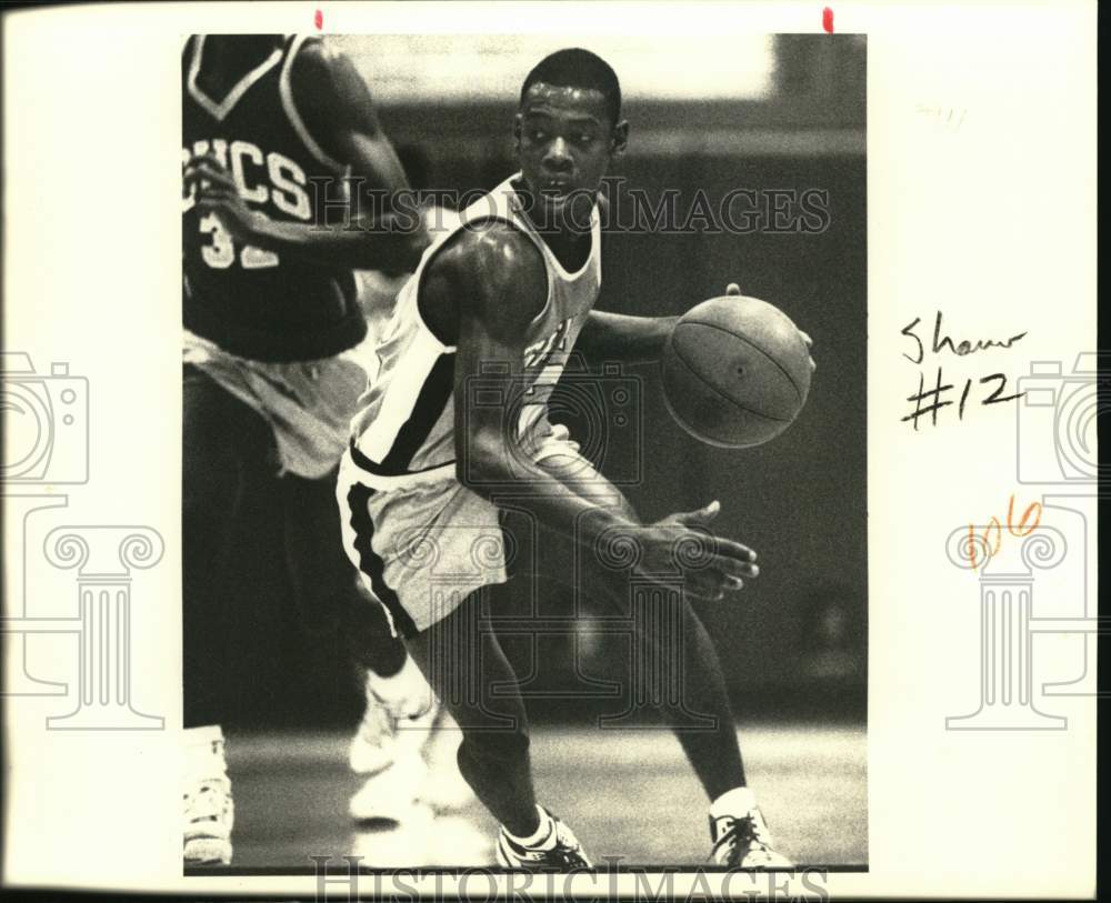 1989 Press Photo Gerald Williams, Shaw Basketball Player - nos34545- Historic Images