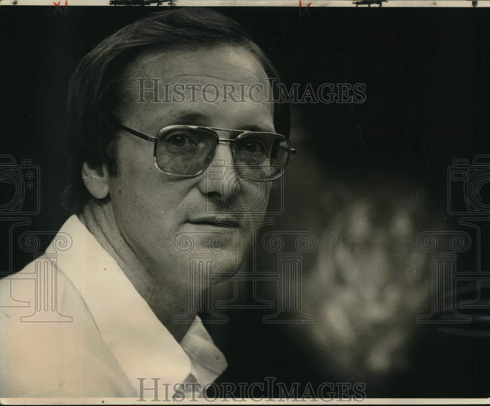 1980 Press Photo Louisiana State University football head Jerry Stovall- Historic Images