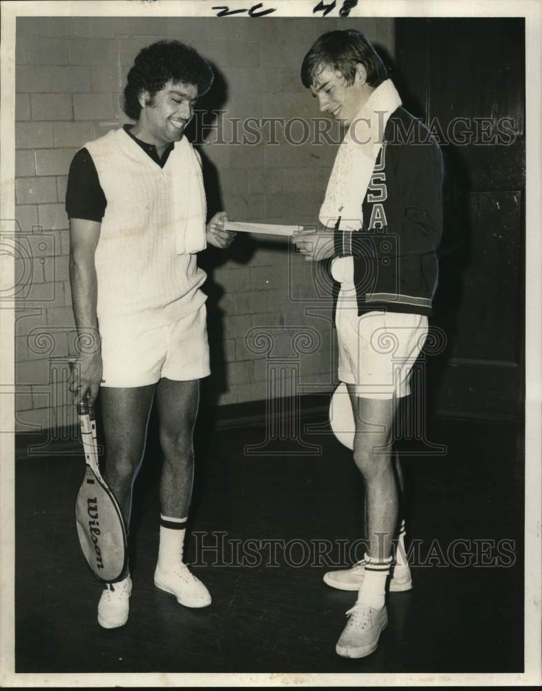 1970 Press Photo Sugar Bowl tennis title to Eric Van Dillen; Haroon Rahim second- Historic Images