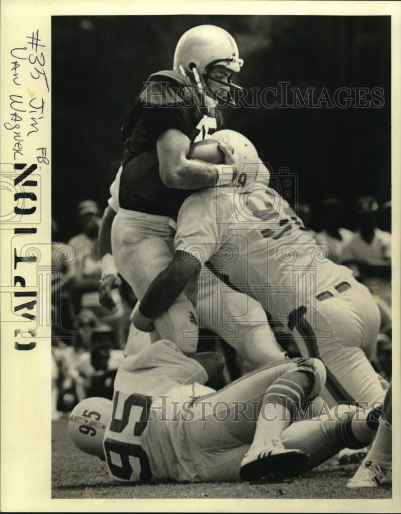 1980 Press Photo Football running back Jim Van Wagner stopped by opposition- Historic Images