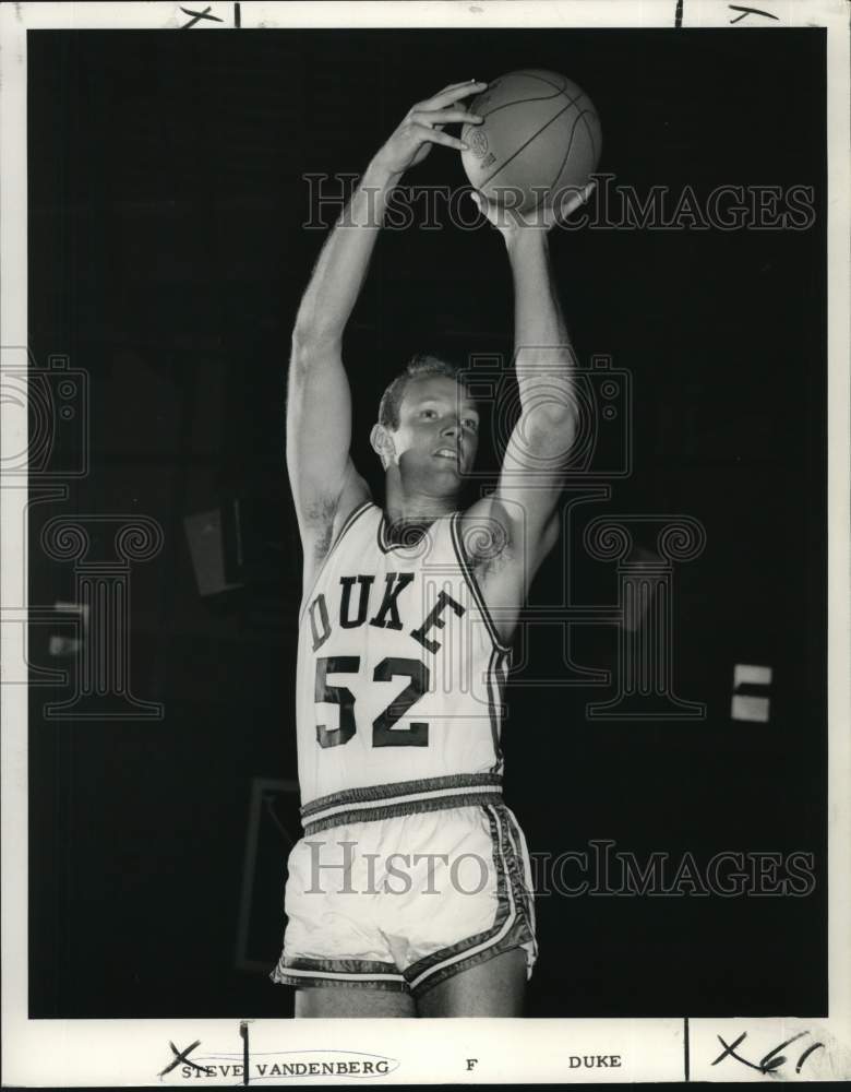 1968 Press Photo Duke University basketball forward Steve Vandenberg - nos34968- Historic Images