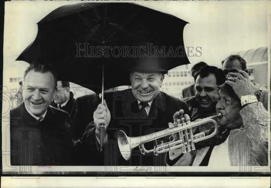 1969 Press Photo Sugar Bowl's Fred Wolfe & Miss. football Johnny Vaught- Historic Images