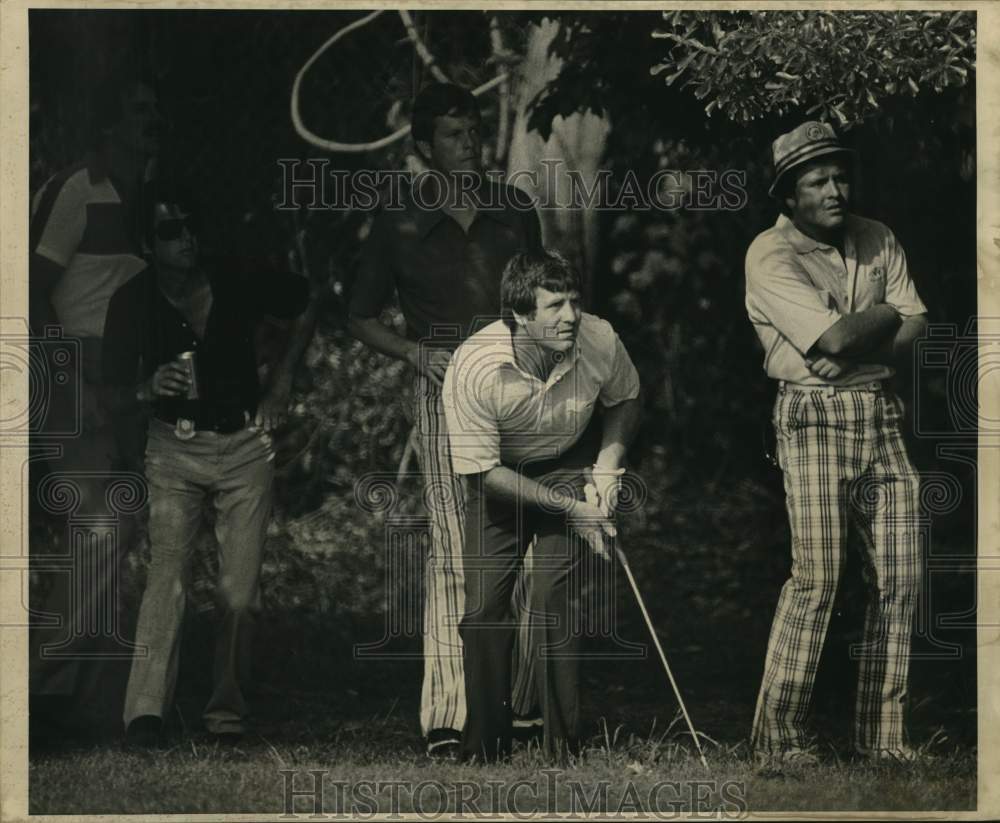 1978 Press Photo Golfer Mike Shea looks down course - nos35353- Historic Images