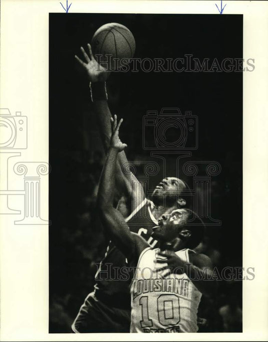 1980 Press Photo Basketball player Willie Simms - nos35405- Historic Images