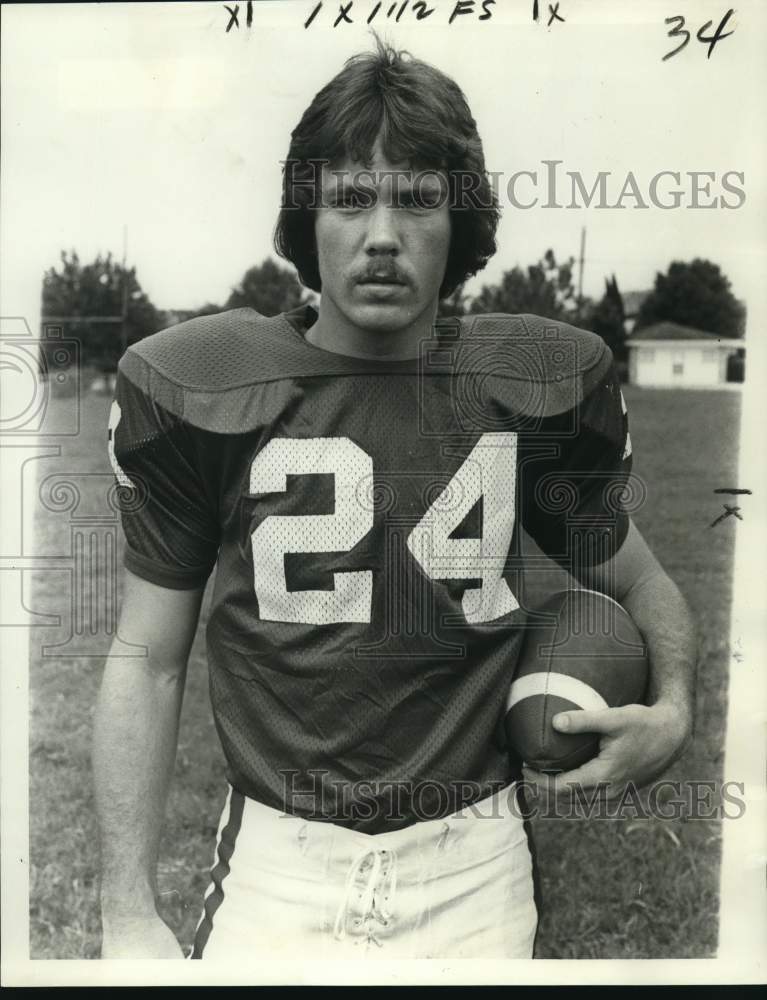 1977 Press Photo Curtis Patriots football starter Nick Shelley. - nos35610- Historic Images