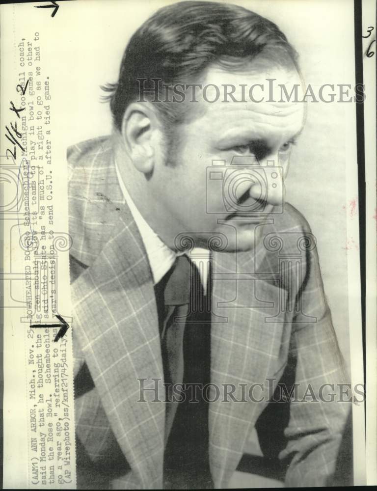 1974 Press Photo Bo Schembechler, Michigan football coach. - nos35612- Historic Images