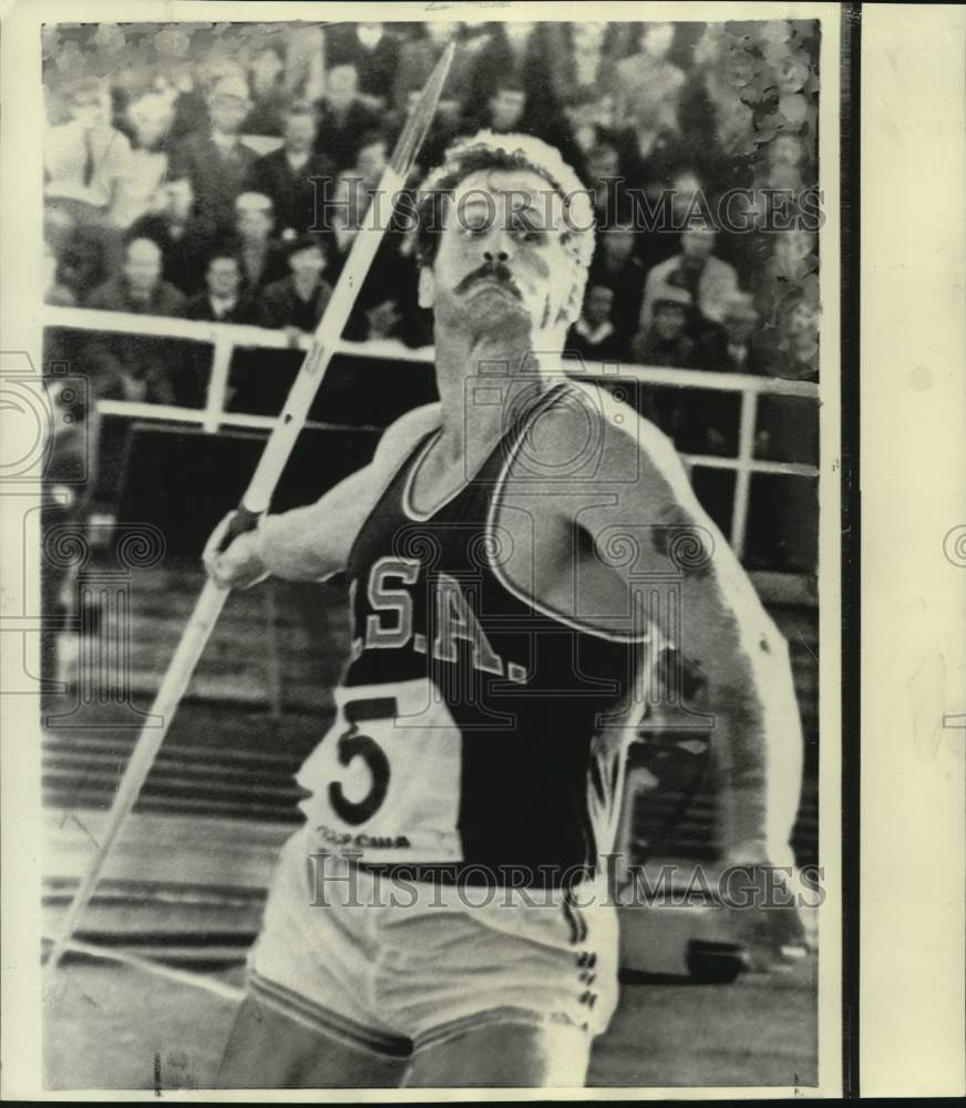 1970 Press Photo Bill Skinner set to throw spear at U.S.-Soviet Track meet- Historic Images