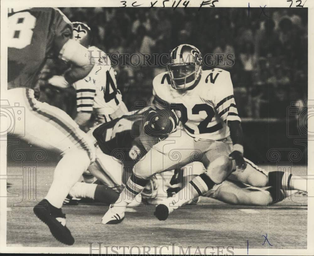 1975 Press Photo Baltimore Colts Footballer Howard Stevens in Field Action- Historic Images