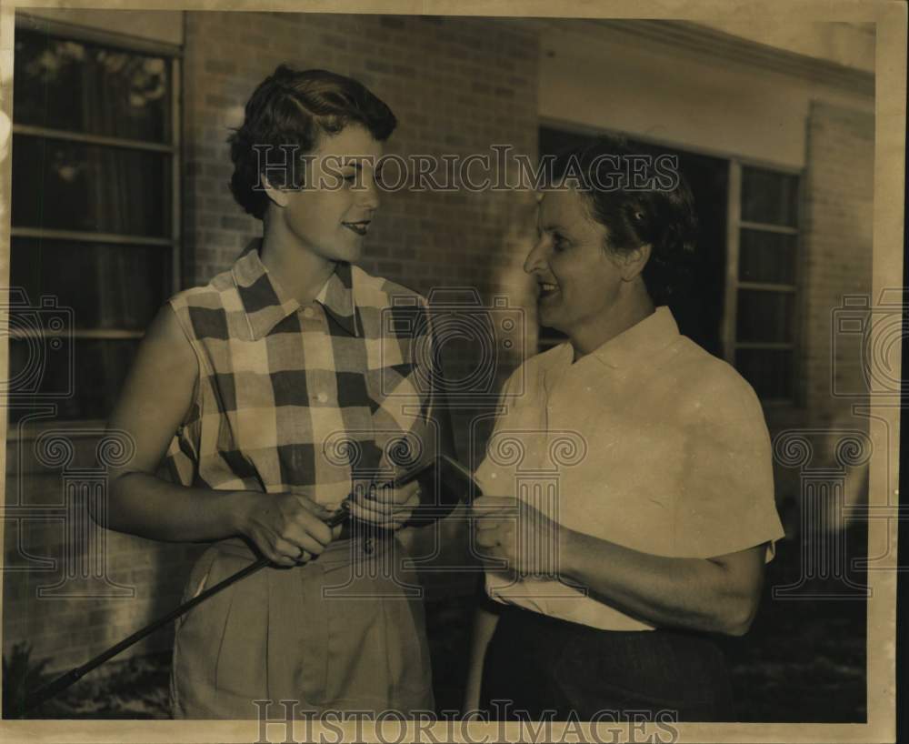 Press Photo Golfer Mary Ann Villegas with J.S. George - nos36247- Historic Images