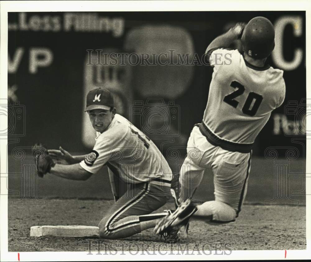 1987 Press Photo Midwest City/Oklahoma Schaff Brothers, Baseballers in Action- Historic Images