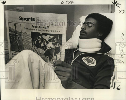 1977 Press Photo Saints Maurice Spencer, "it could have been worse. - nos36554- Historic Images