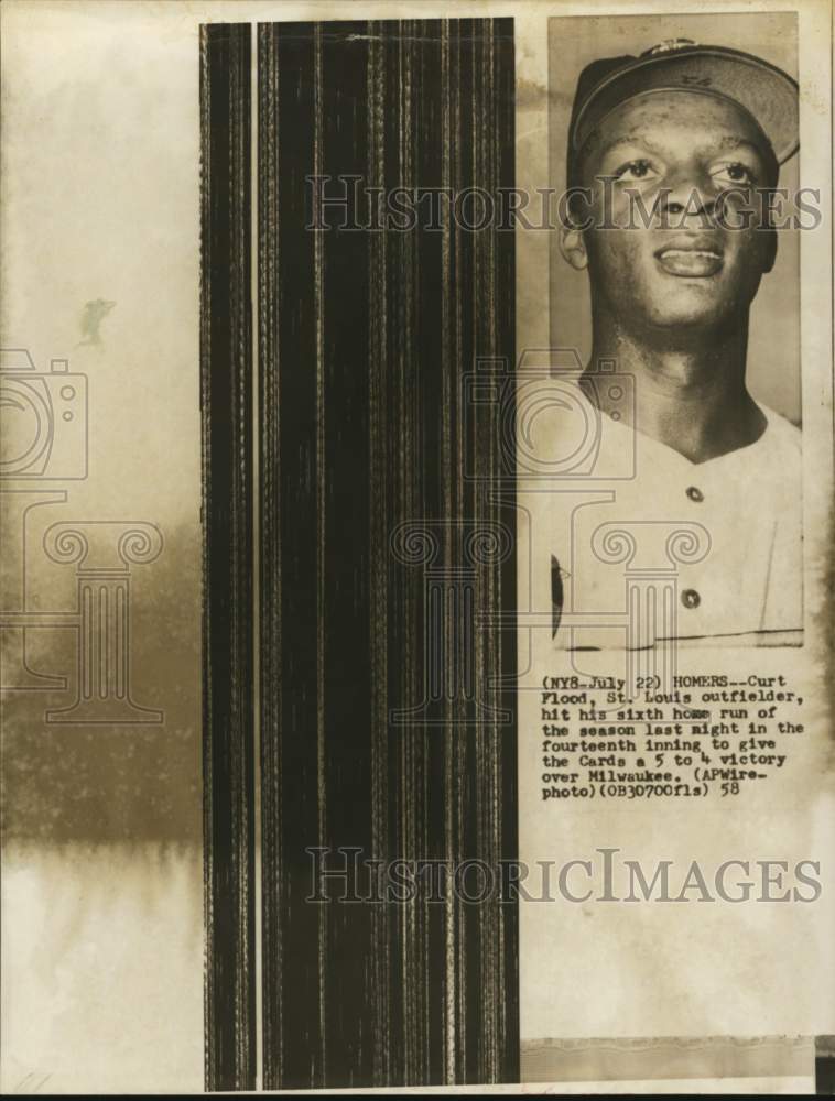 1958 Press Photo St. Louis Cardinals Baseball Outfielder Kurt Flood - nos36693- Historic Images