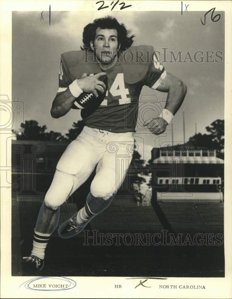 1975 Press Photo University of North Carolina Football Halfback Mike Voight- Historic Images