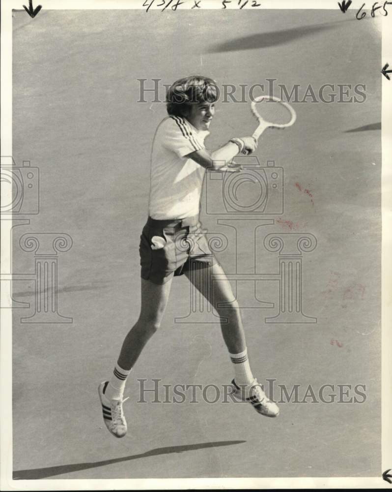 1976 Press Photo Tennis Player Jeff Turpin Versus Mark Shoptaugh Match- Historic Images