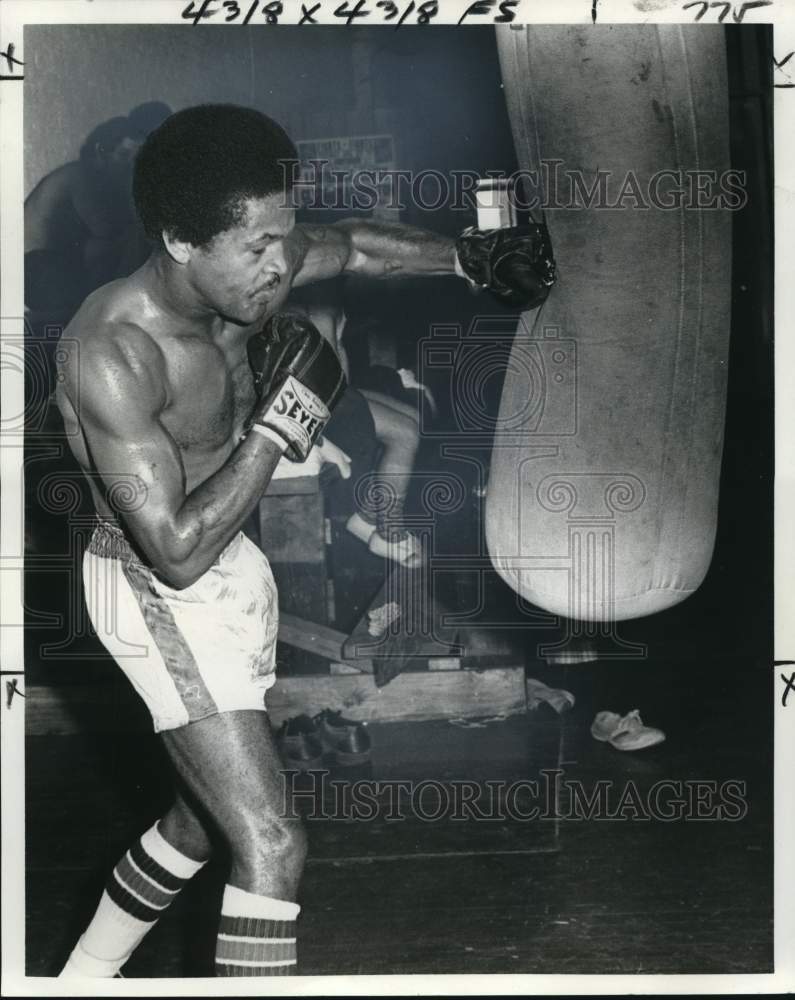 1975 Press Photo Michael Theriot, Boxer- Historic Images