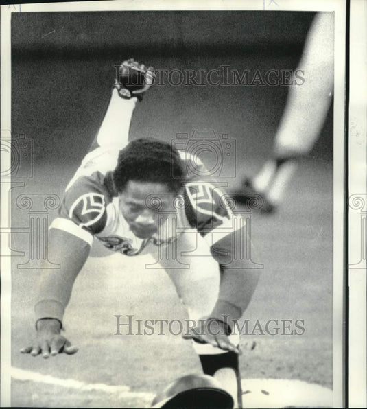 1975 Press Photo Ralph Garr of Atlanta Baseball Team in Houston Astros Game- Historic Images