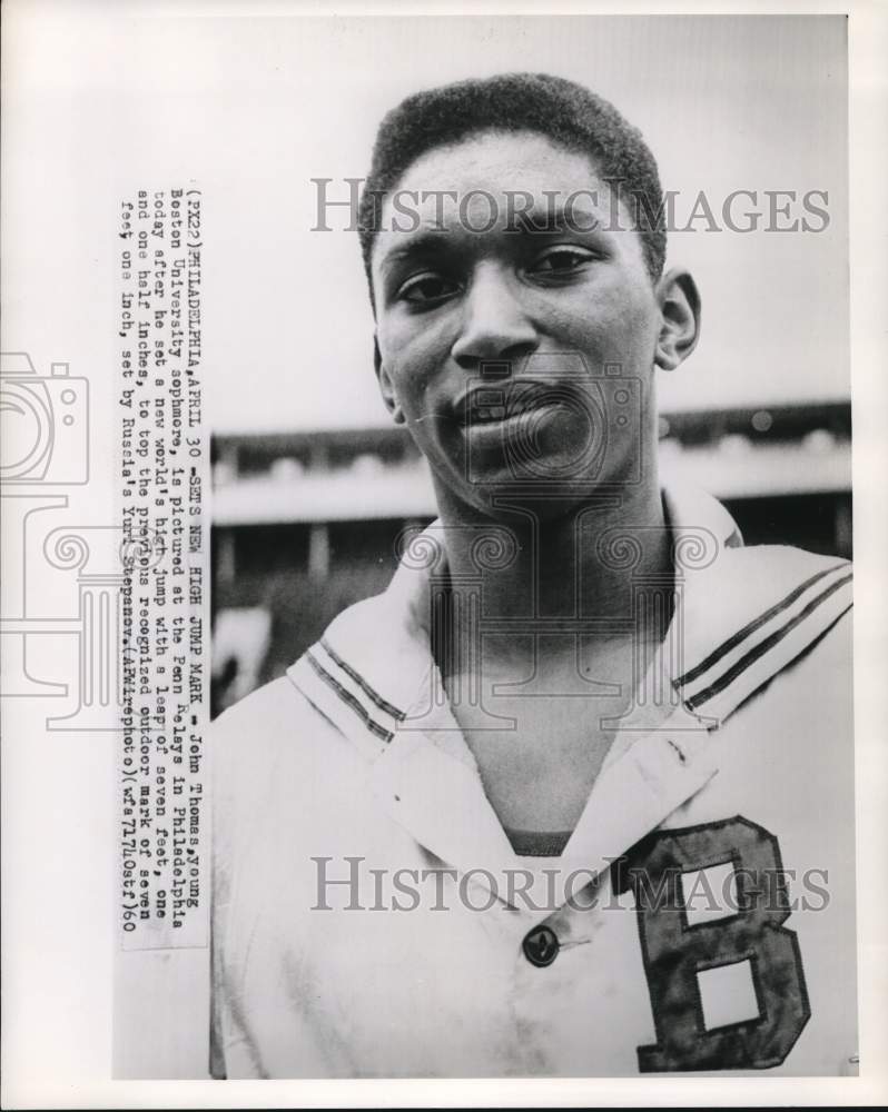 1960 Press Photo John Thomas at the Penn Relays in Philadelphia after High Jump- Historic Images