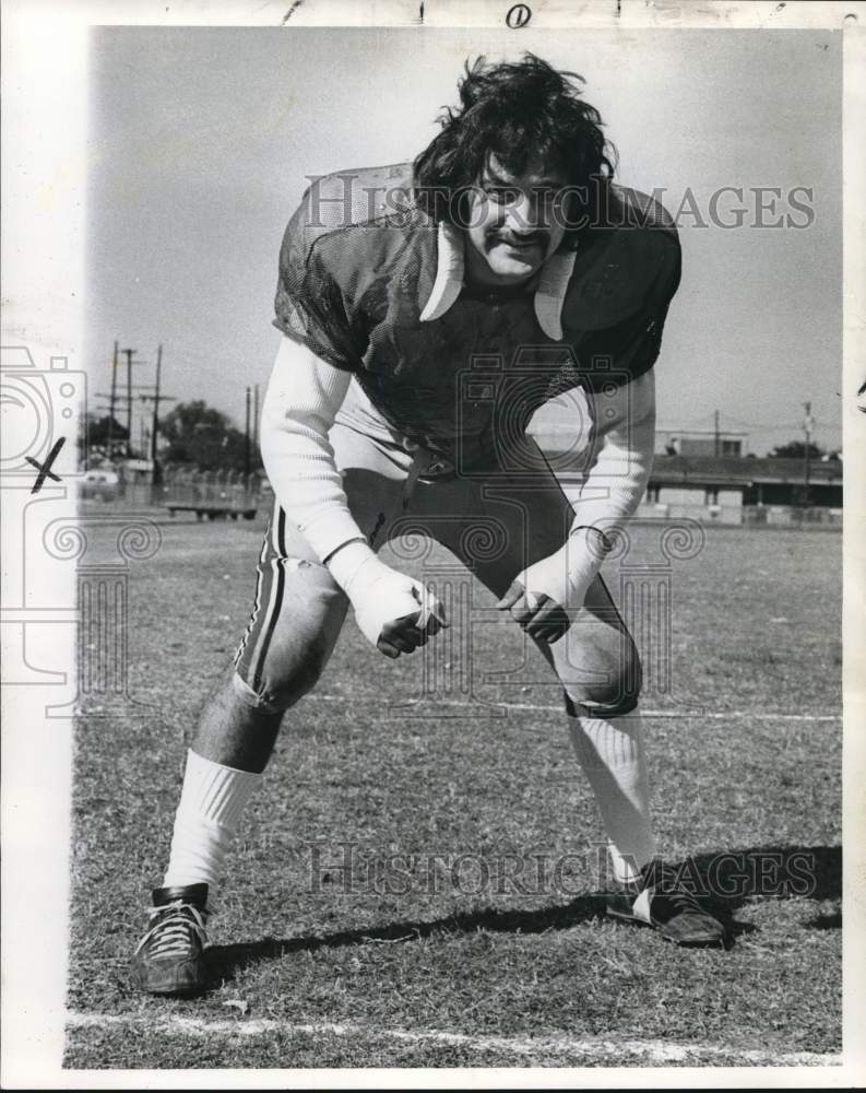 1974 Press Photo West Jefferson Football Player Butch Taullie- Historic Images