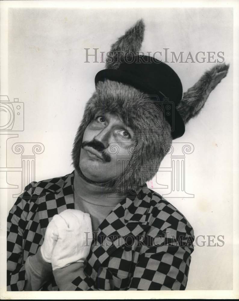 1991 Press Photo David Tringali performs in &quot;The Trial of the Big, Bad Wolf&quot;- Historic Images