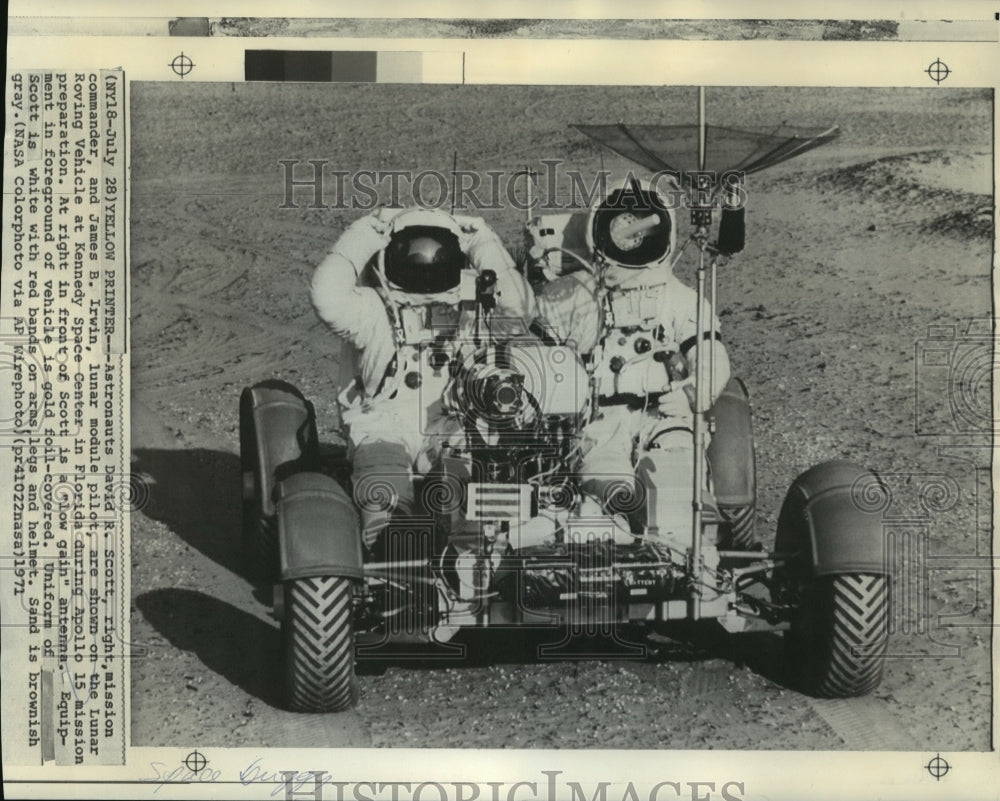 1971 Press Photo Astronauts David Scott and James Irwin at Kennedy Space Center